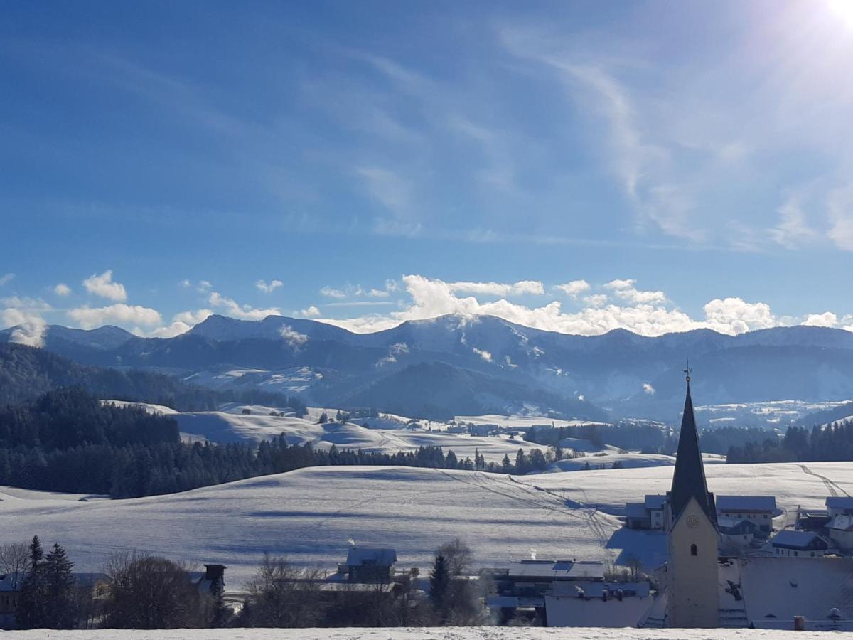 Landgasthof Roessle - Beim Kraeuterwirt Oberstaufen Buitenkant foto